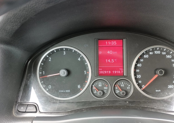 Volkswagen Tiguan cena 29900 przebieg: 302000, rok produkcji 2009 z Woźniki małe 46